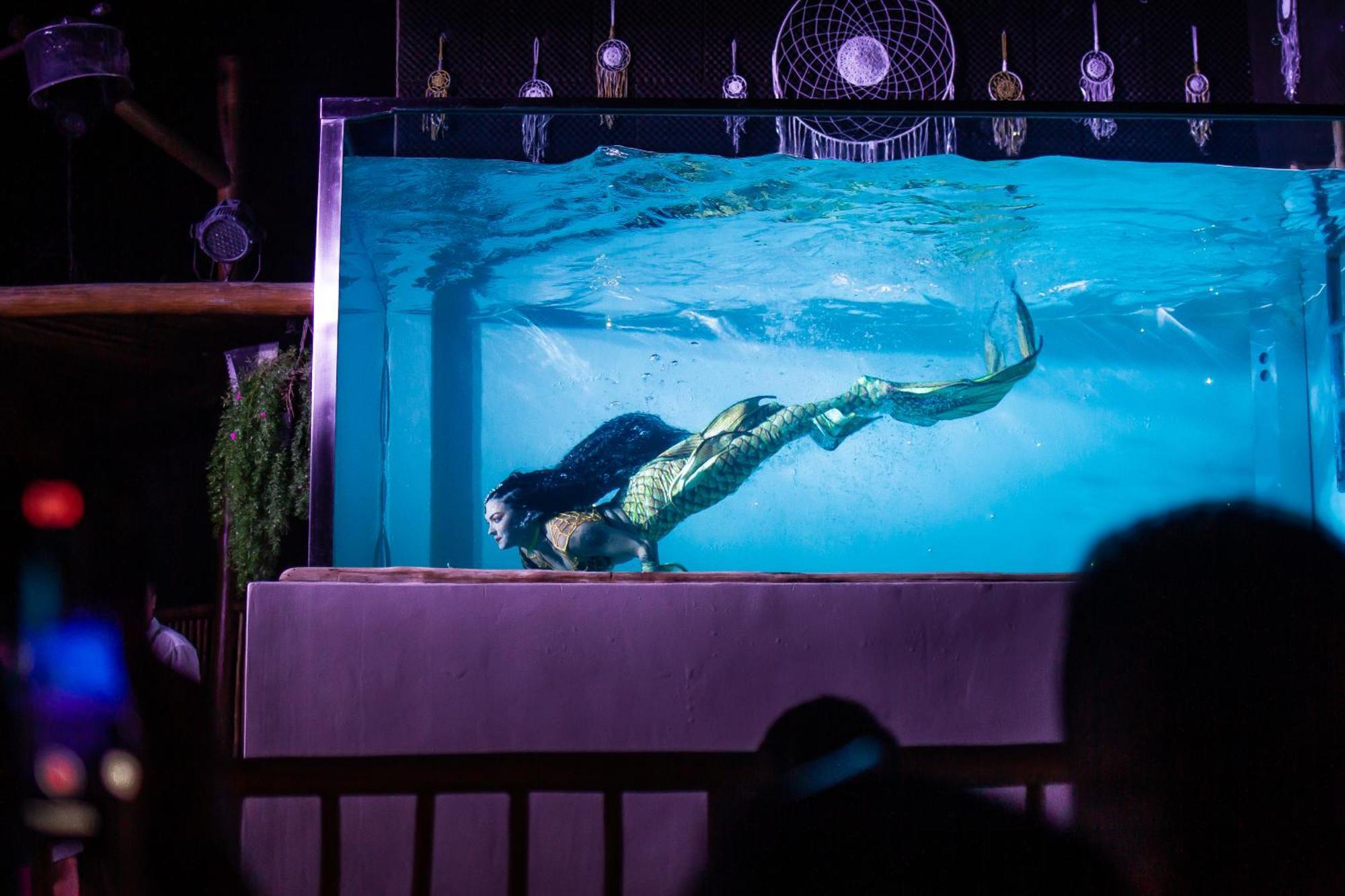 Café Jeri Hotel Jericoacoara Extérieur photo A mermaid in a tank